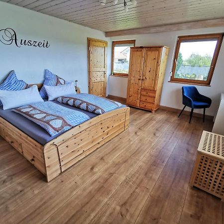 Apartment Auszeit Mit Kueche Viel Ruhe Und Natur Untrasried Dış mekan fotoğraf