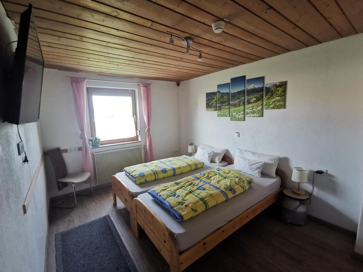 Apartment Auszeit Mit Kueche Viel Ruhe Und Natur Untrasried Dış mekan fotoğraf